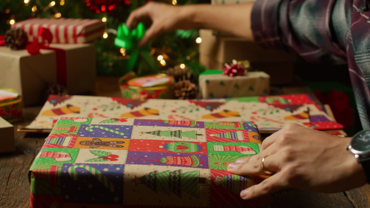 Wrapping Station and Christmas Tree.
