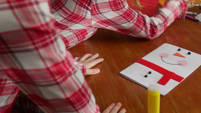 Kids Crafting Christmas Cards.