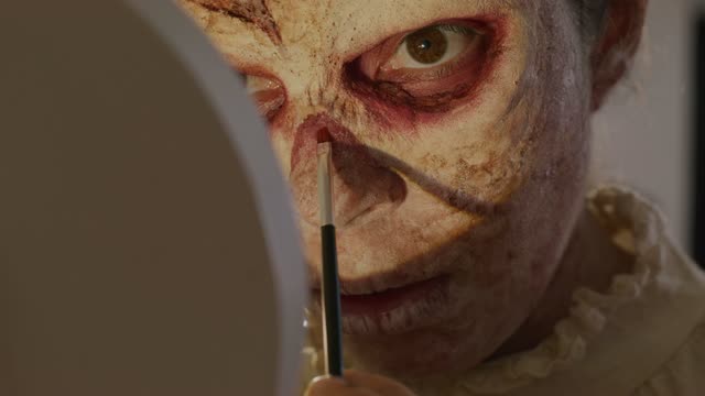 Close-Up Halloween Makeup Process.