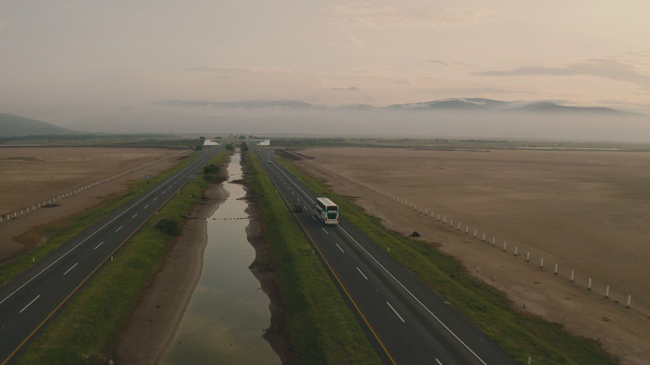 Buses and cars in the freeway - Free Stock Video