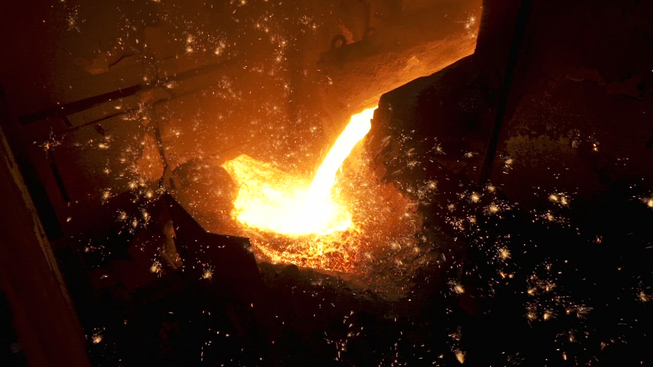 Molten metal in a workshop - Free Stock Video