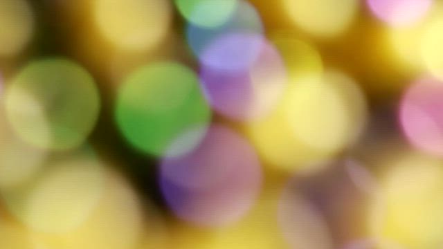 Bokeh effect with yellow and green.