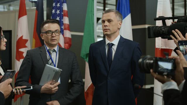 President and spokesman leave the journalists.