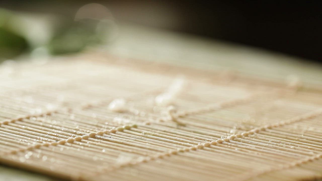 Preparing rice with a plastic shape - Free Stock Video