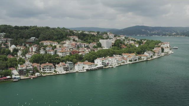 Houses along the Istanbul coast.
