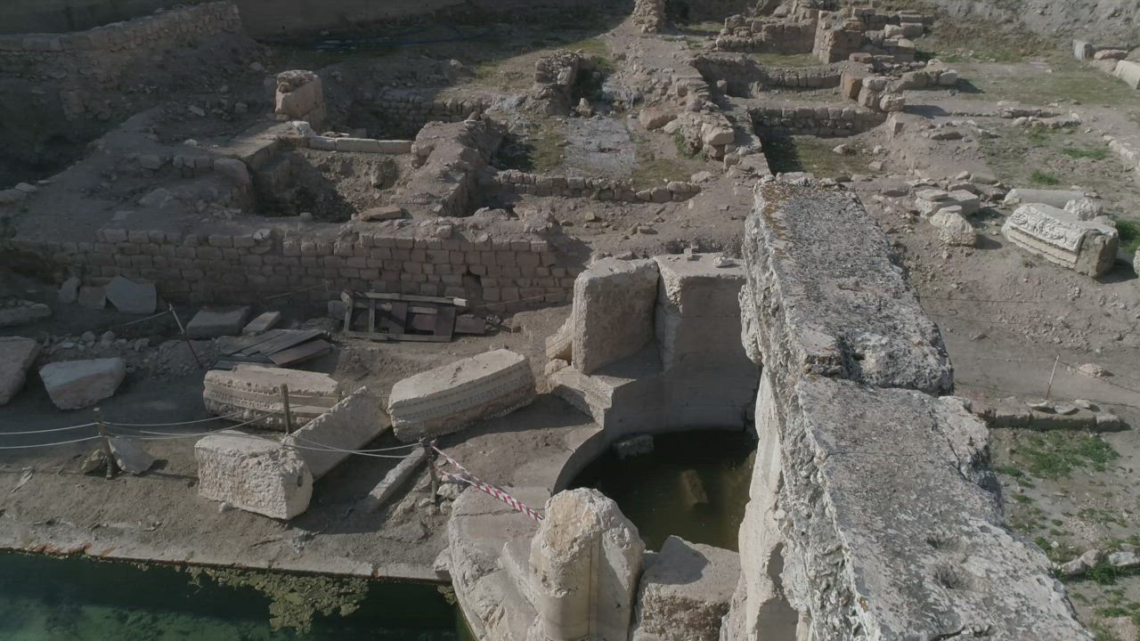 Aerial view of the ruins of an ancient city - Free Stock Video
