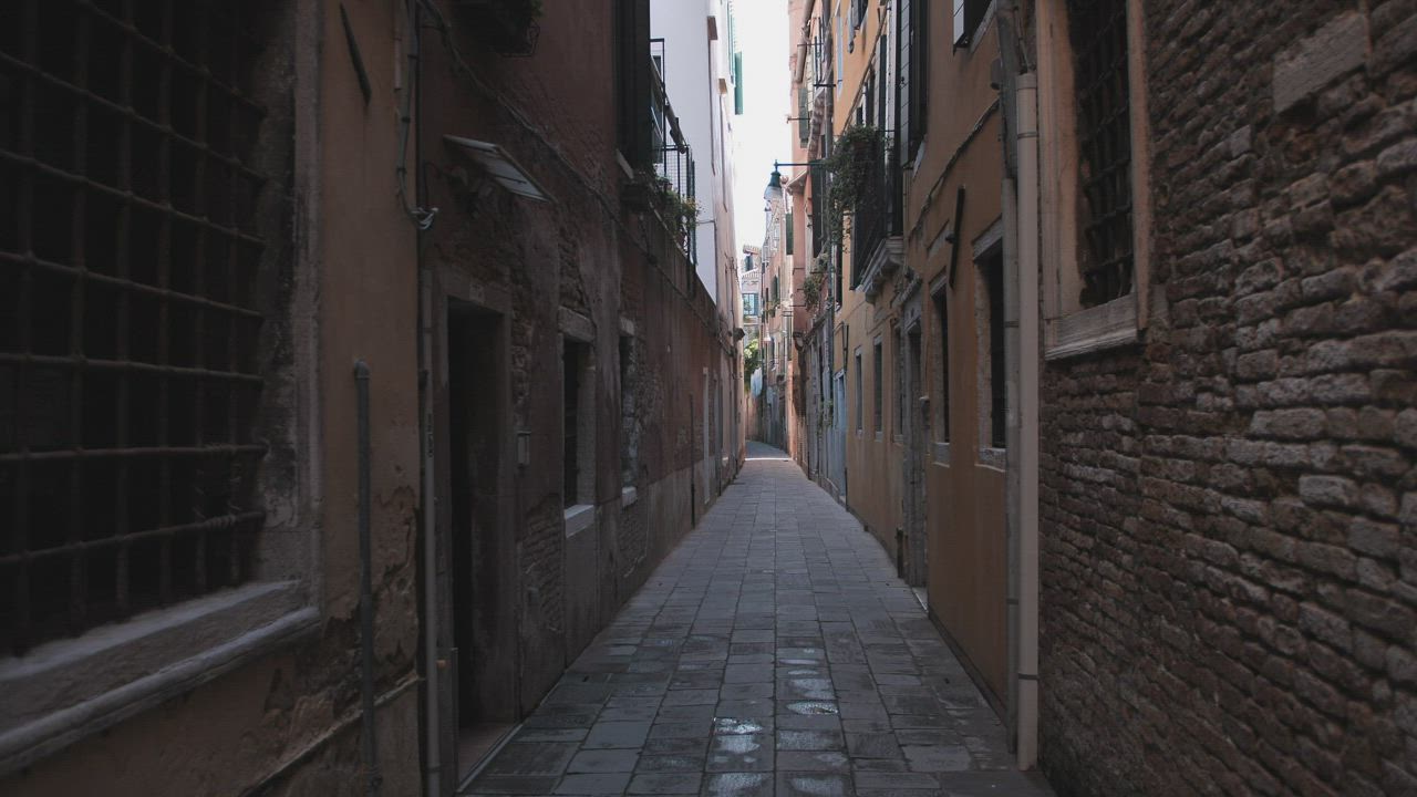 Personnage dans la rue