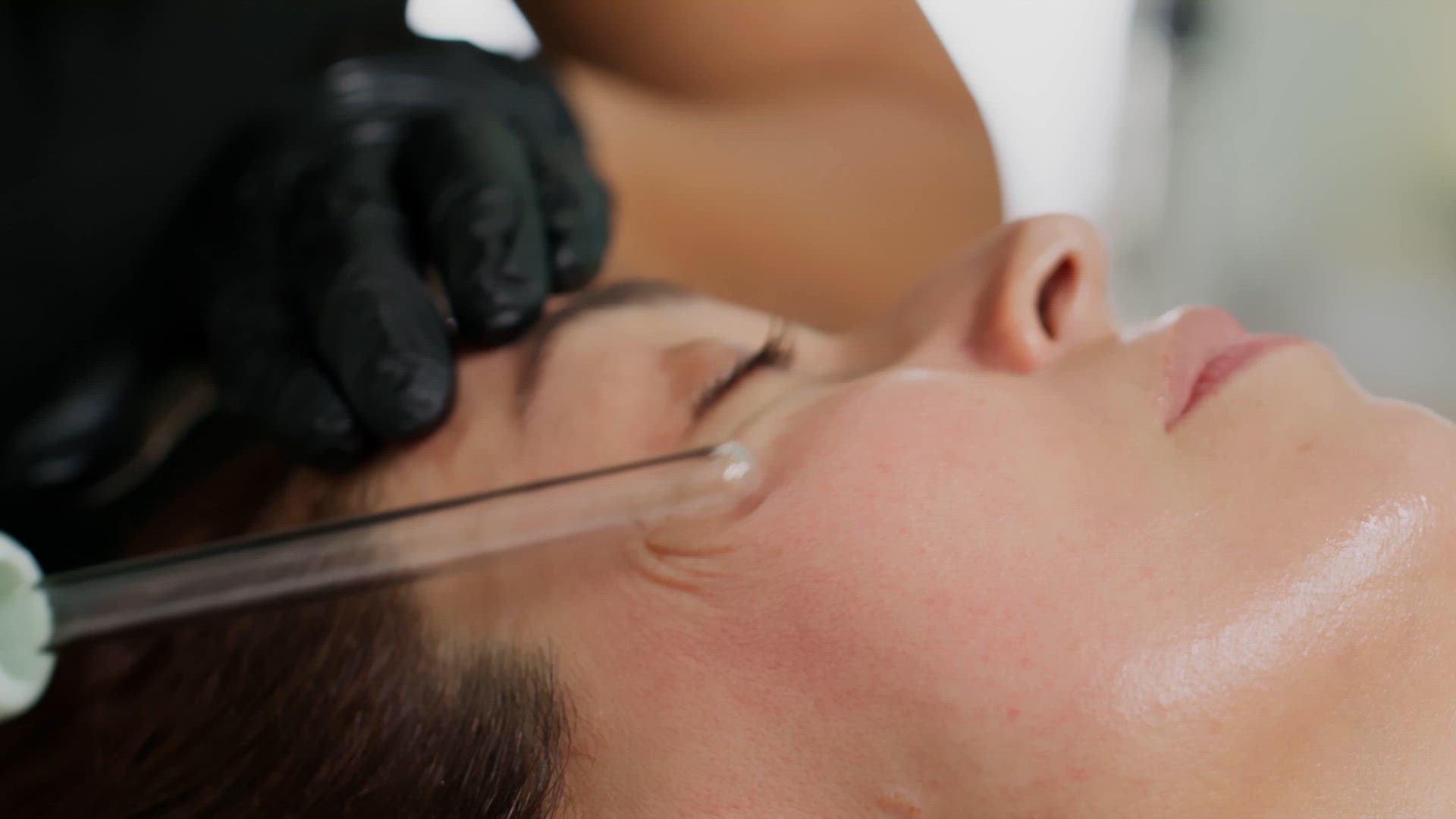 Peeling com instrumento de precisão